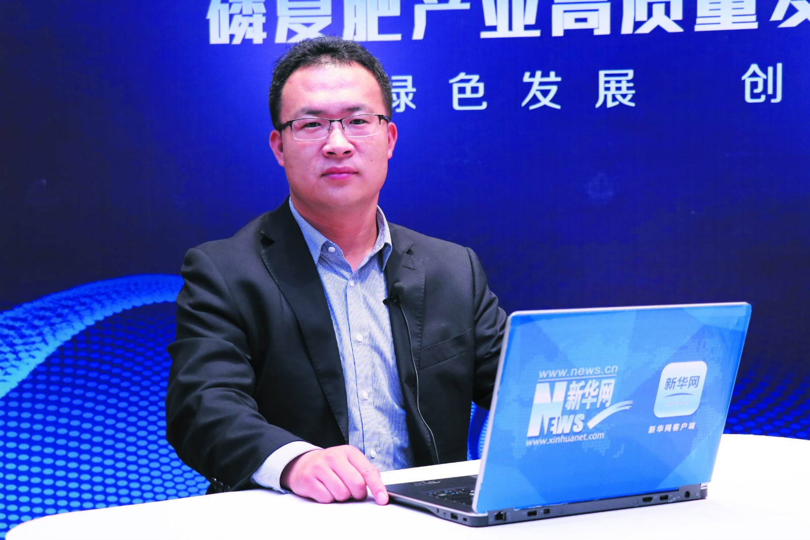 6686.com官网副总裁:王雁峰(新华网采访图)ssss_meitu_4.jpg 6686.com官网副总裁:王雁峰(新华网采访图)ssss_meitu_4.jpg