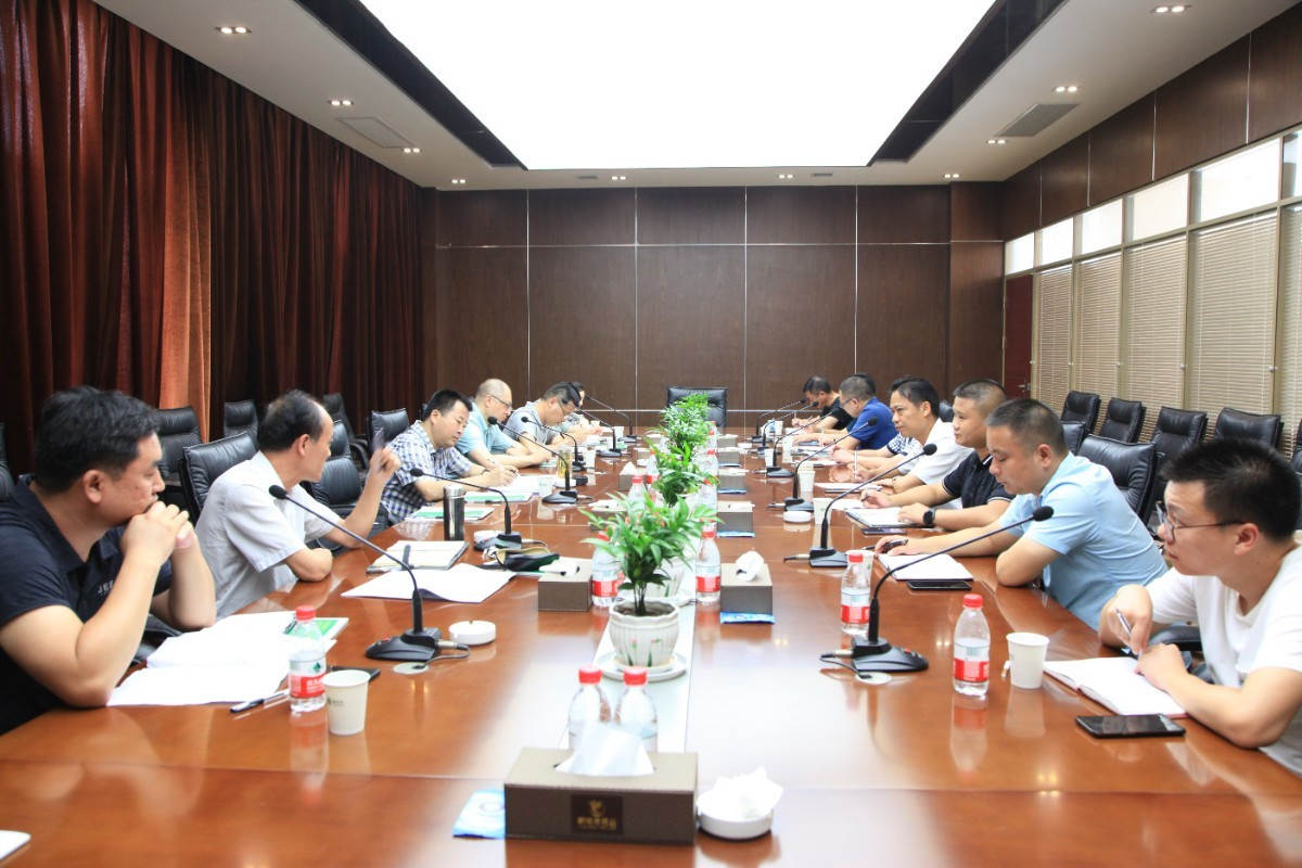 座谈会.JPG